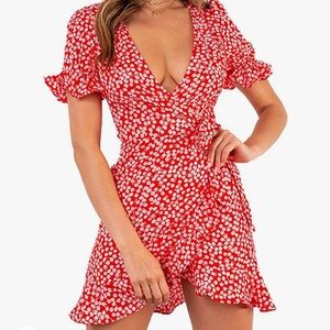 Size small dress. I ordered 2 on accident and only kept 1. Still in bag.